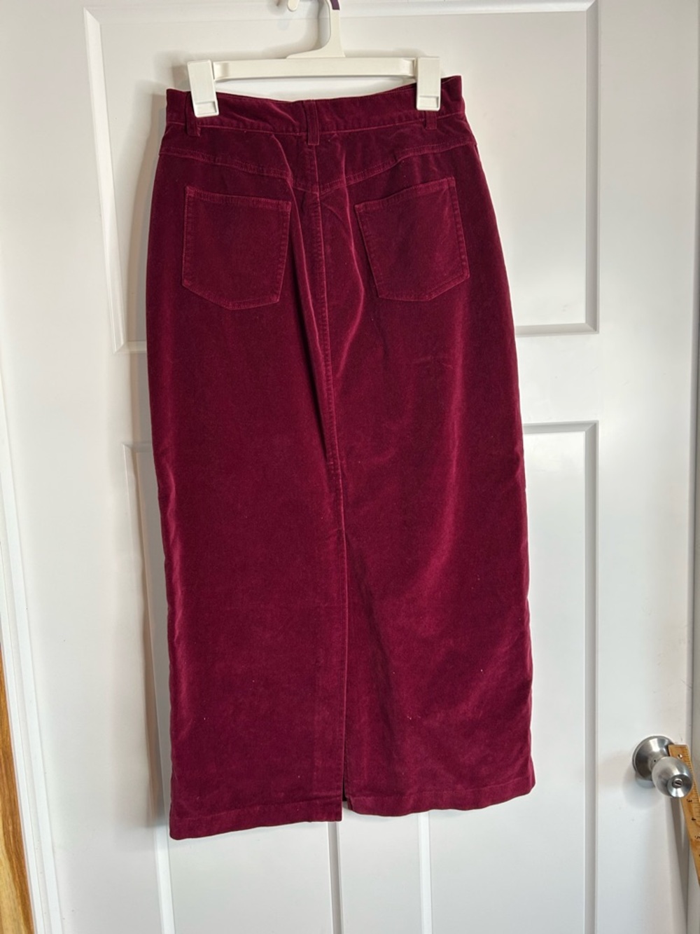 Vintage Denim & Co Women’s 8 Long Straight Skirt Front Split Velvety Maroon 4605 - Picture 5 of 5